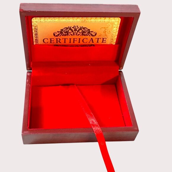 999.9 Gold Foil Playing Cards With Certificate In Red Wood Box - Picture 6 of 13